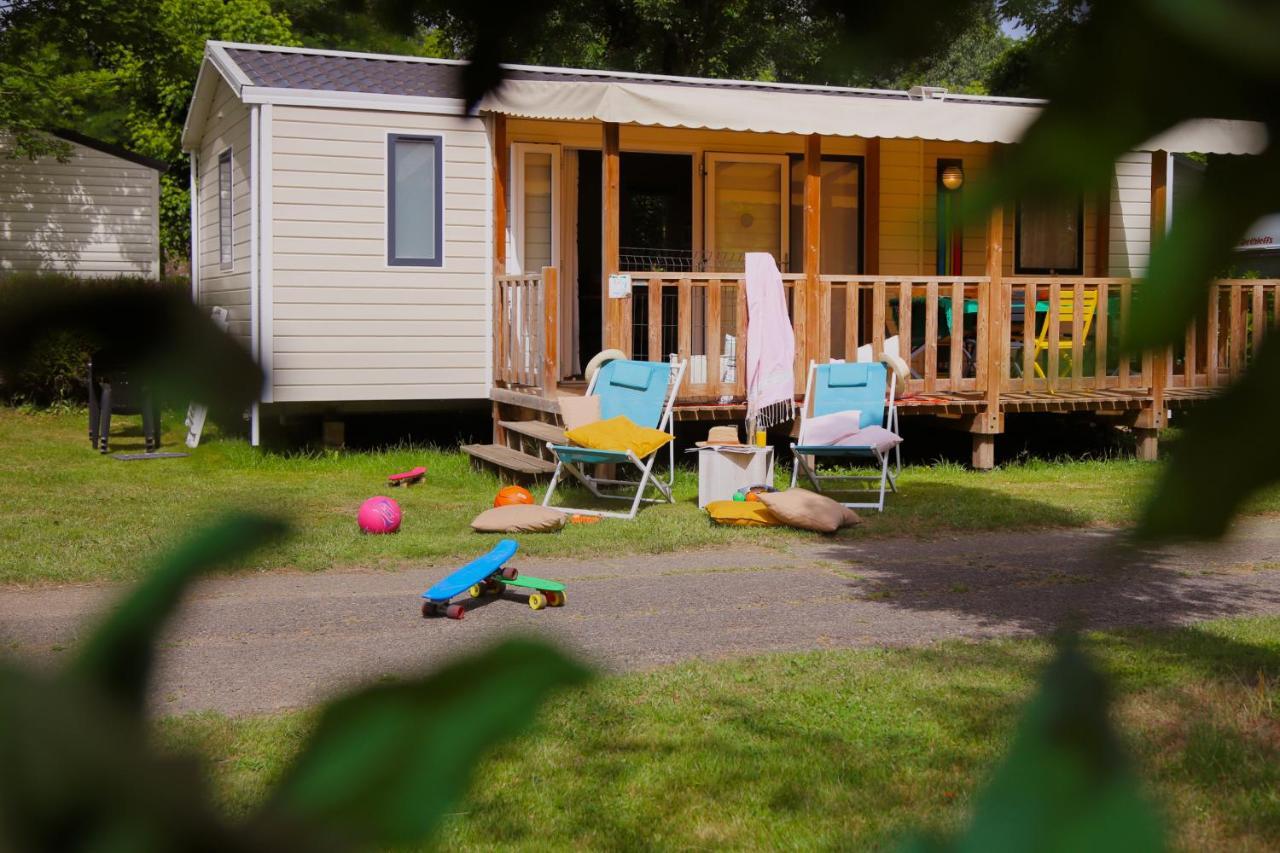 Camping Paradis Le Rocher De La Granelle Ле-Бюг Экстерьер фото