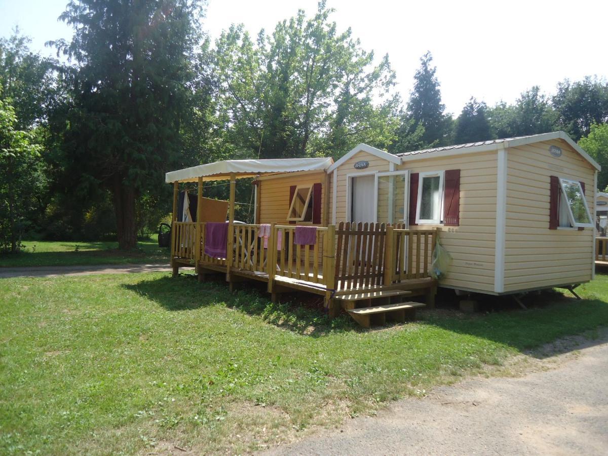 Camping Paradis Le Rocher De La Granelle Ле-Бюг Экстерьер фото